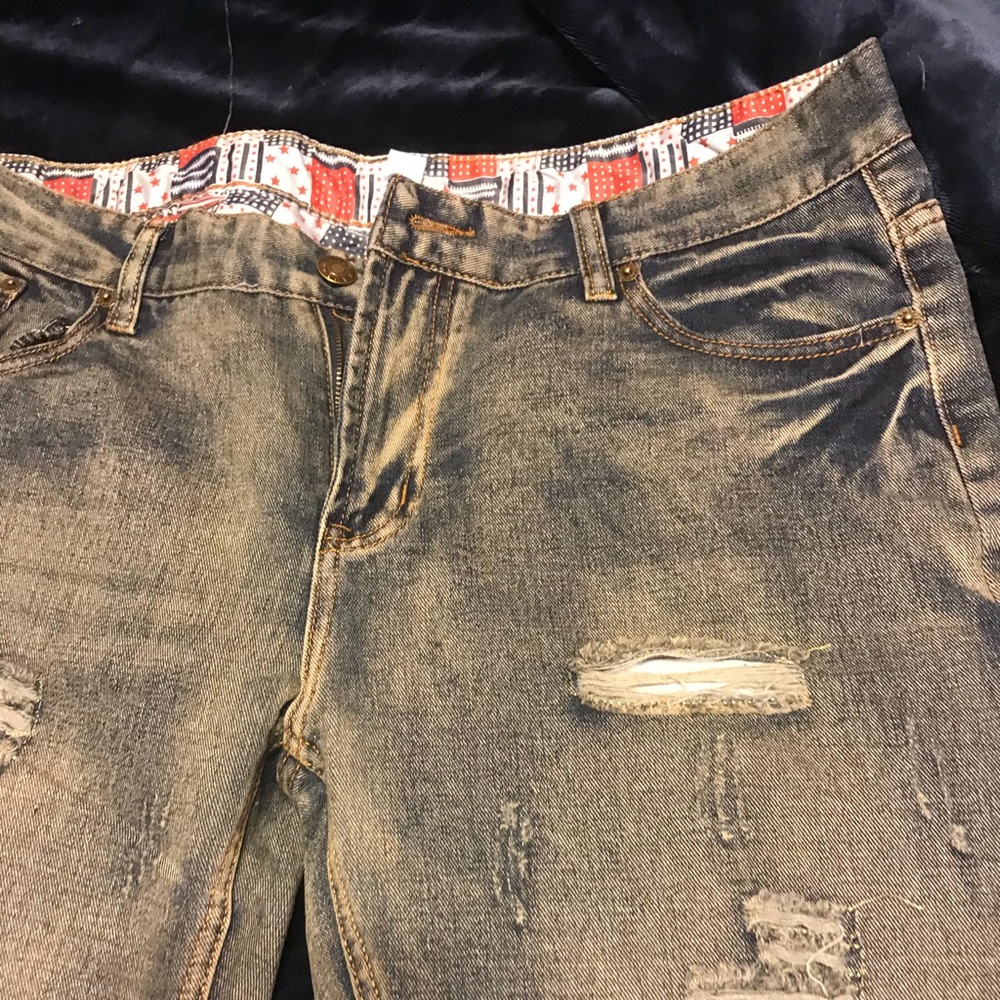 Jeans - Picture 2 of 4